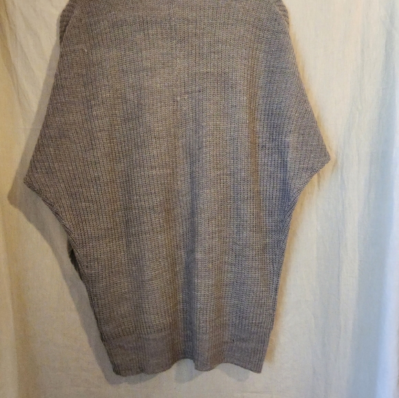 Grey knit sweater ¾ dolman sleeve - Picture 3 of 6